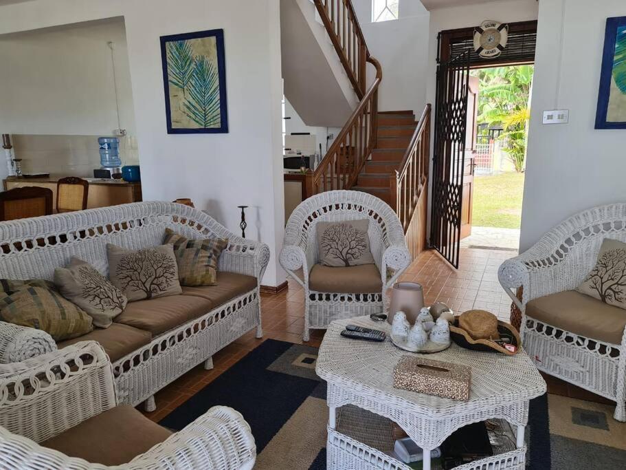 Vacation Beach House South Of Mauritius - Riambel Екстер'єр фото